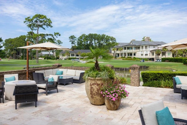 Inn and Club at Harbour Town image 10