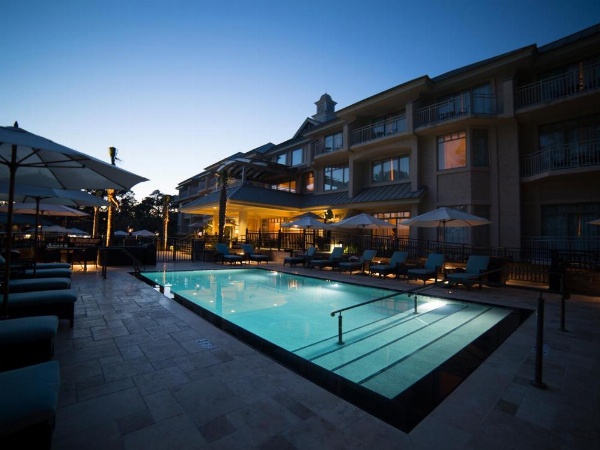 Inn and Club at Harbour Town image 27